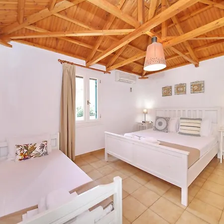 Katerina * Panormos (Skopelos)